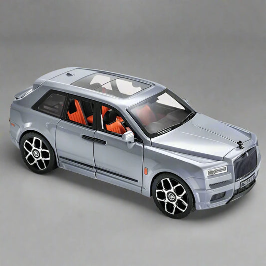 Rolls Royce Cullinan Luxury Diecast Model 1:24