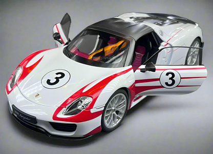 Porsche 918 Spyder Diecast Model 1:18